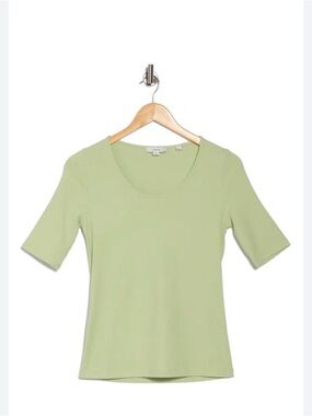 NEW Vince Light Green Scoop Neck Short Sleeve Top